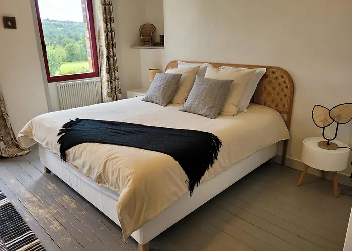 De La Vallee Bed & Breakfast 3*